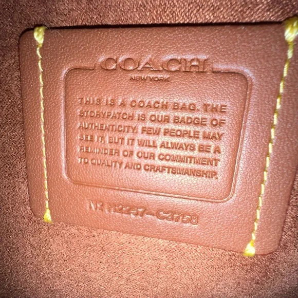 Authentic COACH Madison Handbag - Dust bag included - Picture 10 of 11